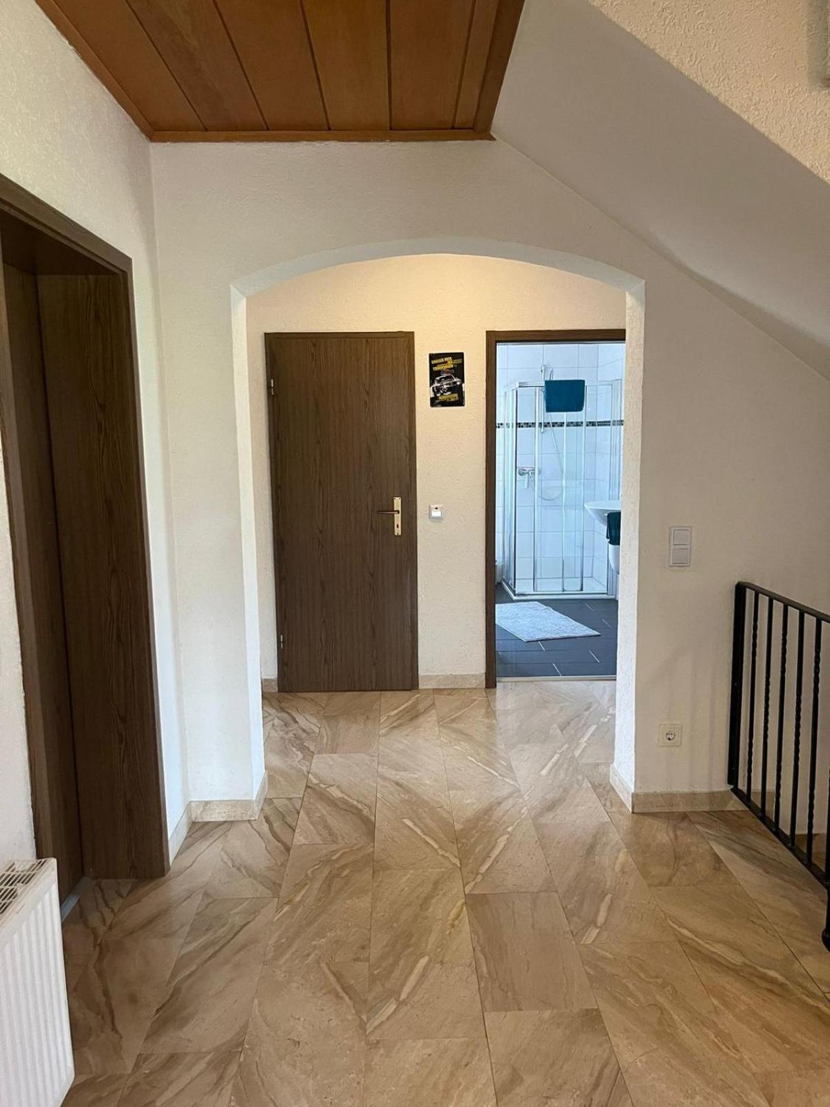 Fewo Hoheeifel, 1 Haus Mit 2 Apartments 5 Schlafzimmer In Kelberg Naehe Nuerburgring Ruang foto