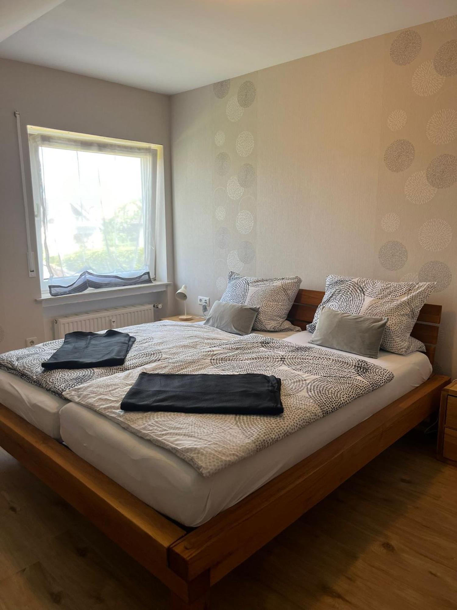 Fewo Hoheeifel, 1 Haus Mit 2 Apartments 5 Schlafzimmer In Kelberg Naehe Nuerburgring Bagian luar foto