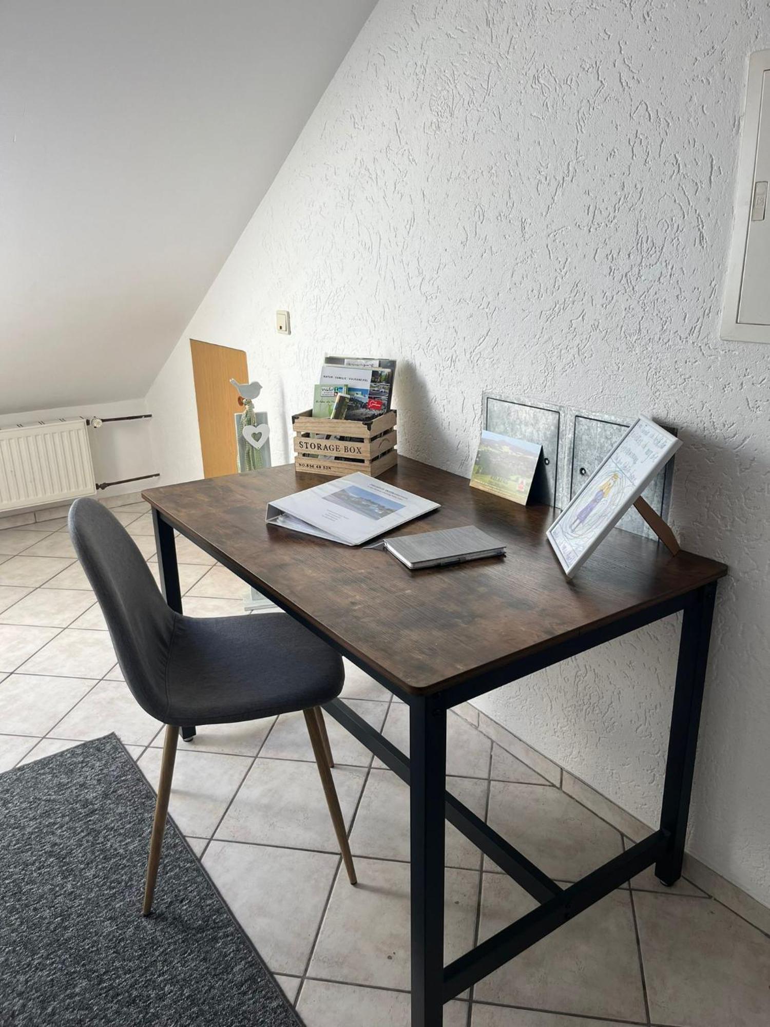 Fewo Hoheeifel, 1 Haus Mit 2 Apartments 5 Schlafzimmer In Kelberg Naehe Nuerburgring Bagian luar foto